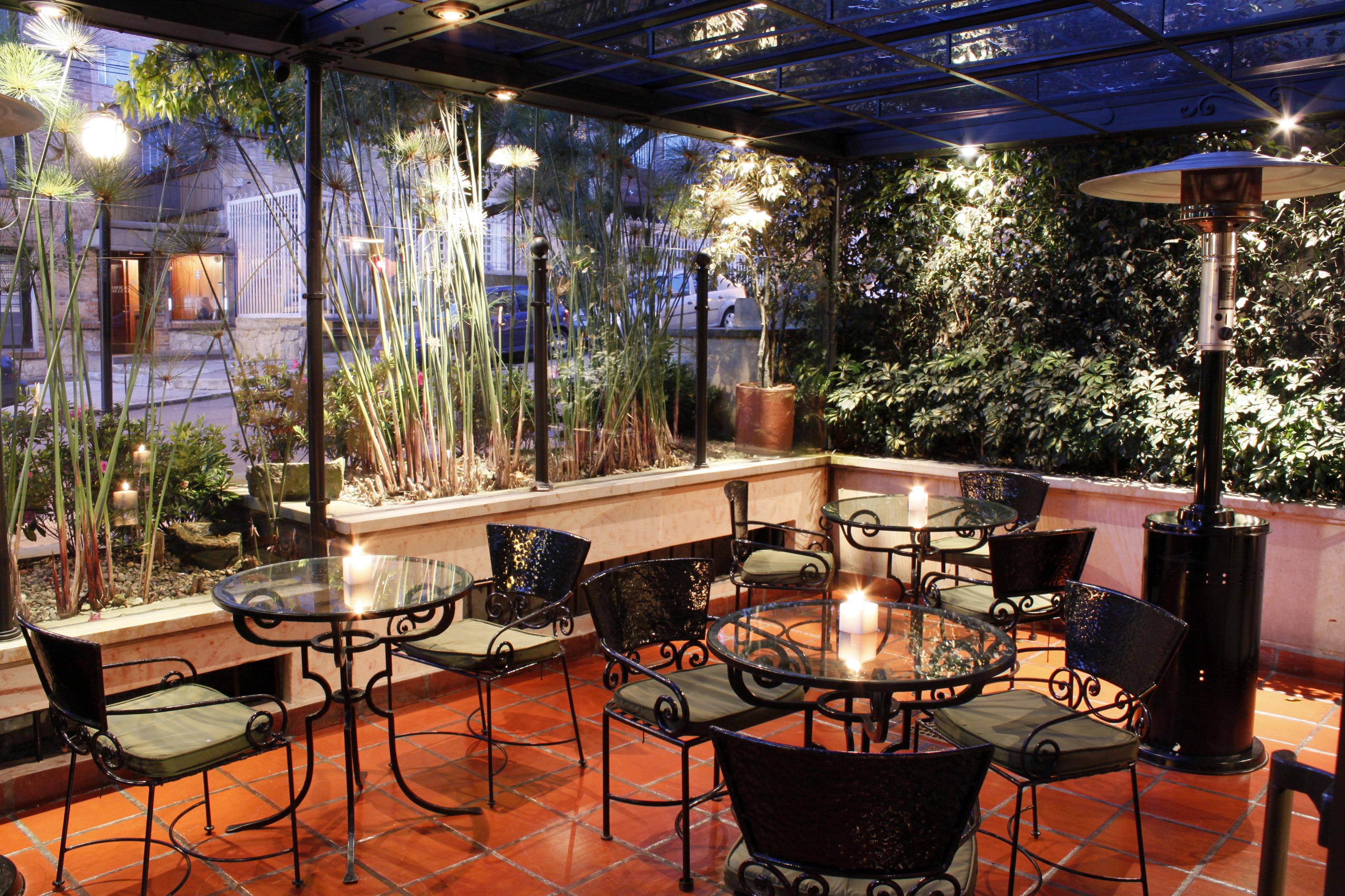 Hotel Estelar Suites Jones Bogota Restoran gambar