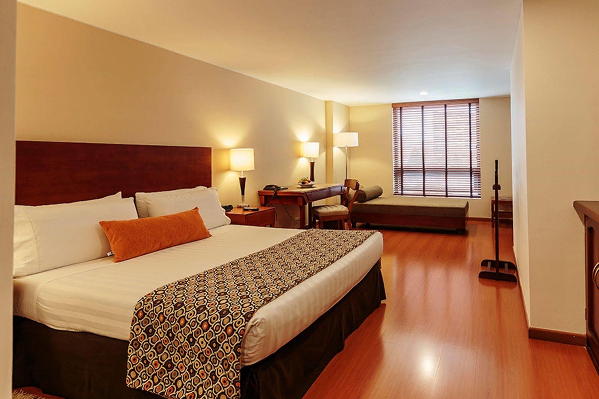 Hotel Estelar Suites Jones Bogota Luaran gambar