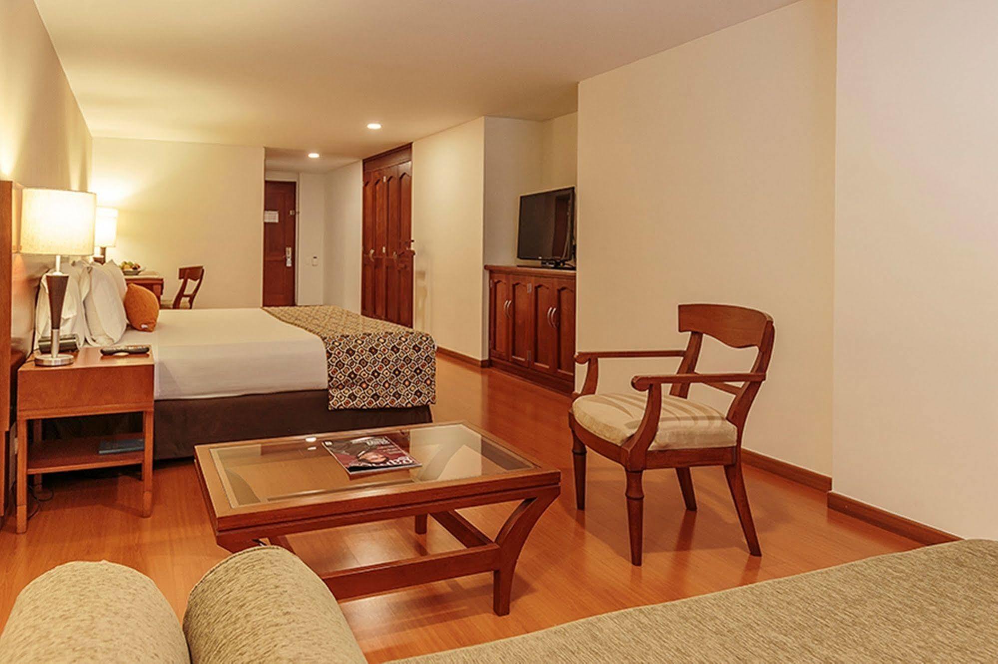 Hotel Estelar Suites Jones Bogota Luaran gambar